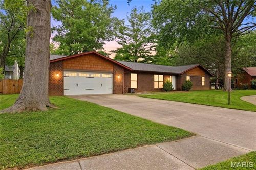 104 Nicole Ct, O Fallon, IL, 62269-1239 | Card Image