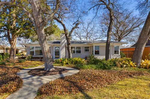 9958 Galway Dr, Dallas, TX, 75218-2821 | Card Image