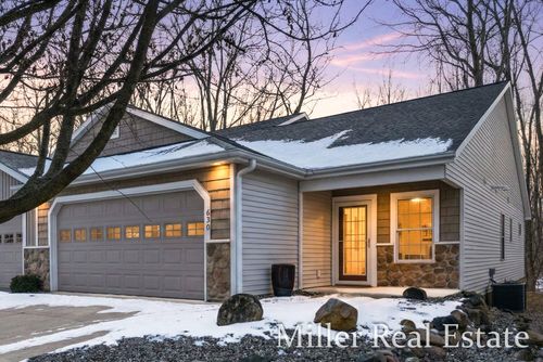 630 River Walk St, Hastings, MI, 49058-1183 | Card Image