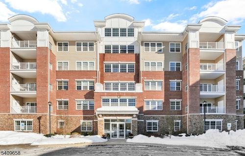 1118 Warrens Way, Wanaque, NJ, 07465-1661 | Card Image