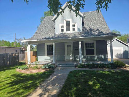 2102 S Magnolia St, Sioux City, IA, 51106-3128 | Card Image