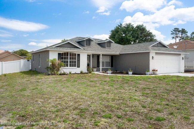 10101 Langan St, House other with 3 bedrooms, 2 bathrooms and null parking in Spring Hill FL | Image 41