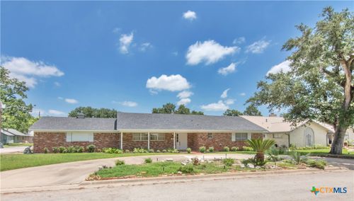 401 W Brackenridge Street, Edna, TX, 77957 | Card Image