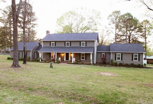 24 Shoemaker Cir, Batesville, AR, 72501-4101 | Card Image