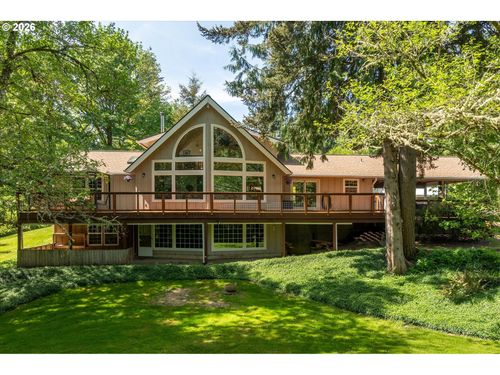 672 Walker Rd, Kelso, WA, 98626-9003 | Card Image