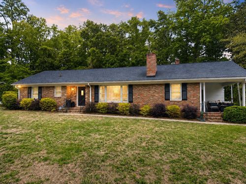 115 Woodlawn St, Walterboro, SC, 29488-3643 | Card Image