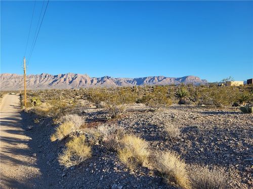 688 Boathouse Dr, Meadview, AZ, 86444 | Card Image