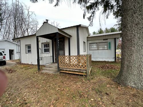 4465 Filter Rd, Harrison, MI, 48625-8471 | Card Image