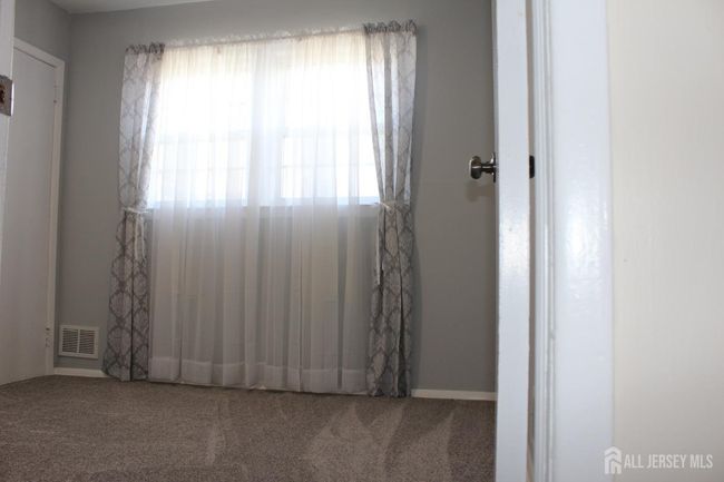 2 Haven Ter, House other with 3 bedrooms, 1 bathrooms and null parking in Parlin NJ | Image 15