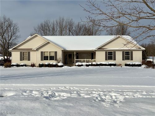 109 Cornerstone Ave, Wellington, OH, 44090-1182 | Card Image