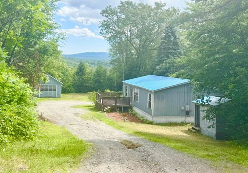 71 Schoolbus Depot Rd, Bellows Falls, VT, 05101-3154 | Card Image