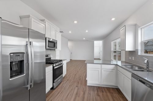 7229 Spotted Leaf Way, Del Valle, TX, 78617-2058 | Card Image