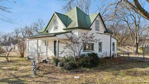 1304 S Husband St, Stillwater, OK, 74074-5826 | Card Image