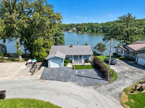 245 Island Dr, Lowell, IN, 46356 | Card Image
