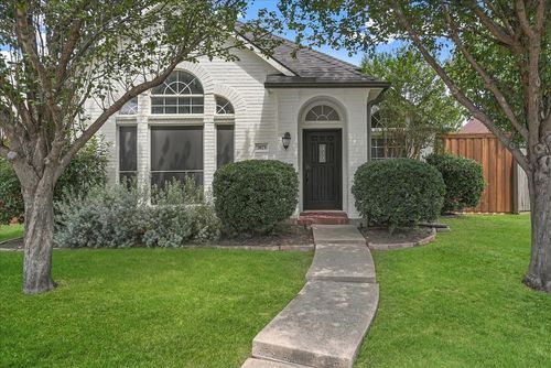 3173 Riverside Dr, Carrollton, TX, 75007-3732 | Card Image