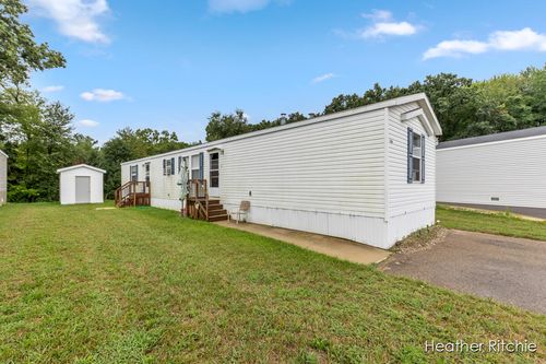 66-11908 Erica Ln, Shelbyville, MI, 49344-9696 | Card Image