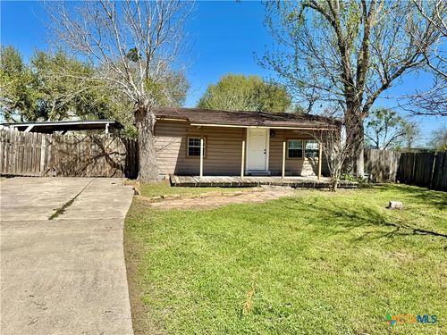 4904 Lone Tree Rd, Victoria, TX, 77901-1806 | Card Image