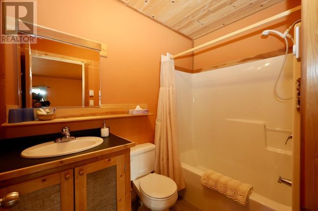 3483 Highway 95, House other with 10 bedrooms, 8 bathrooms and 20 parking in Parson BC | Image 52