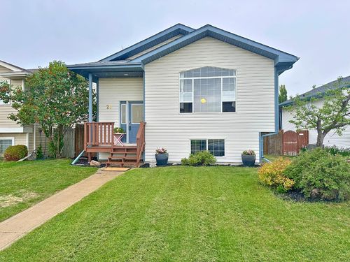 20 Deschner Close, Red Deer, AB, T4R3C1 | Card Image