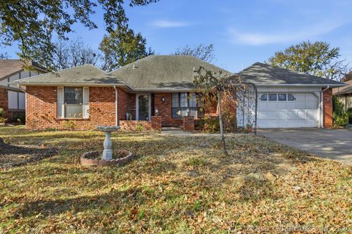 6526 S 111th East Ave, Tulsa, OK, 74133-1631 | Card Image