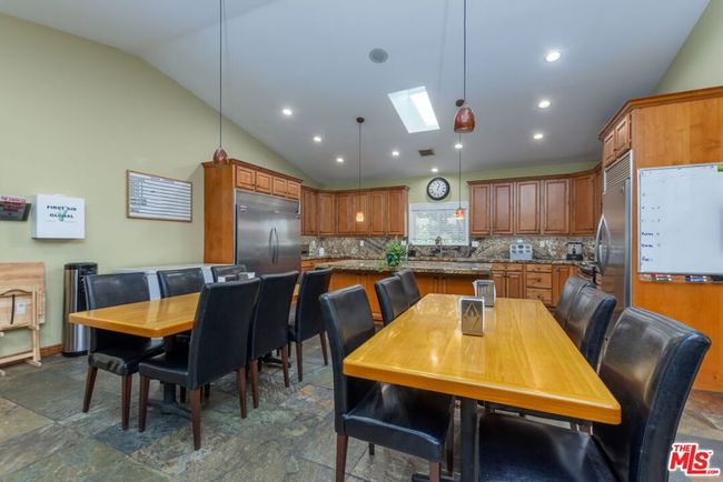 6957 Enfield Ave, House other with 6 bedrooms, 4 bathrooms and 4 parking in Reseda CA | Image 8