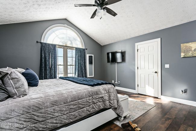 1384 Highway 1066, Home with 4 bedrooms, 3 bathrooms and null parking in Bloomfield KY | Image 39