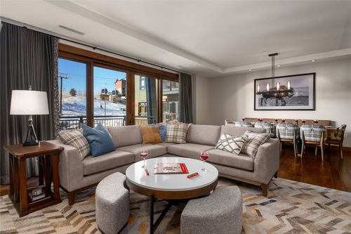 rc-405-iv-2250 Apres Ski Way, Steamboat Springs, CO, 80487 | Card Image