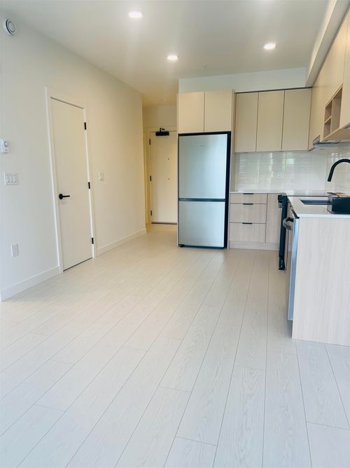 309-10488 138a St, Surrey, BC, V3T0W4 | Card Image