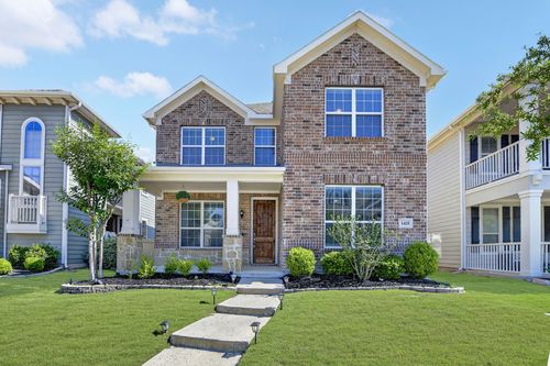 1425 Bull St, Aubrey, TX, 76227-2919 | Card Image