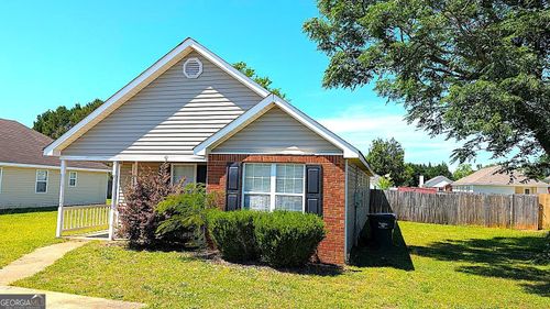 210 Strawbridge Ln, Bonaire, GA, 31005-3186 | Card Image