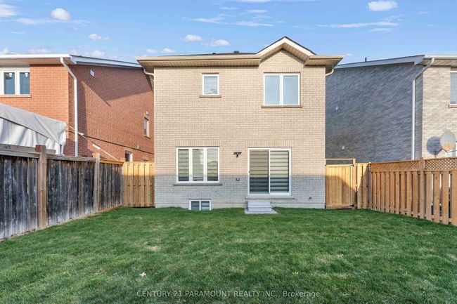 12 Hefferon Crt, House other with 6 bedrooms, 5 bathrooms and 4 parking in Brampton ON | Image 39