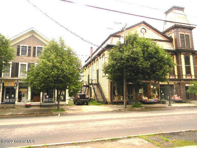 23 - 1723 E Main St, Home with 0 bedrooms, 5 bathrooms and 5 parking in Cambridge NY | Image 7