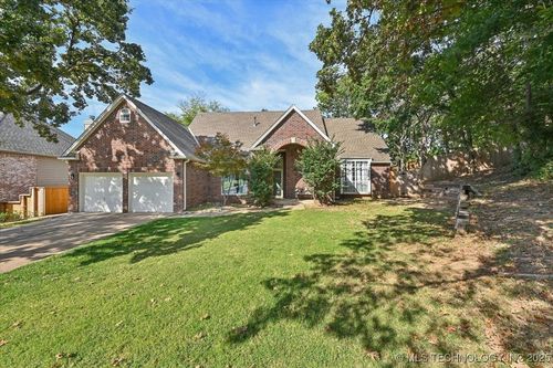 8632 S Allegheny Ave, Tulsa, OK, 74137-2930 | Card Image