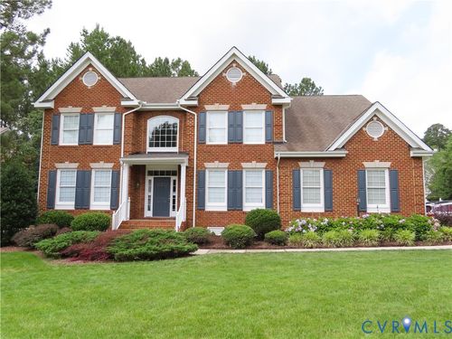 8401 Hampton Valley Dr, Chesterfield, VA, 23832-2048 | Card Image