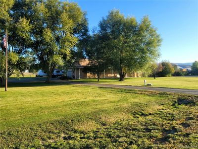 68721 Overland Dr, House other with 3 bedrooms, 2 bathrooms and null parking in Montrose CO | Image 2