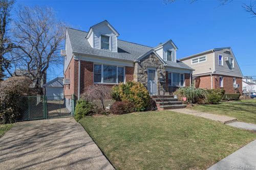 8610 250th St, Bellerose, NY, 11426-2406 | Card Image