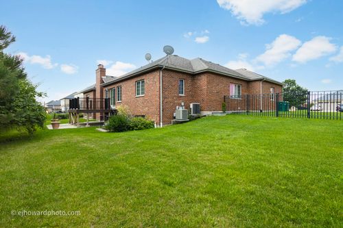 12891 Mayfair Dr, Lemont, IL, 60439-4685 | Card Image
