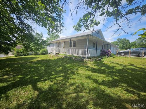 24355 Trolley Ln, Saint Robert, MO, 65584-3231 | Card Image