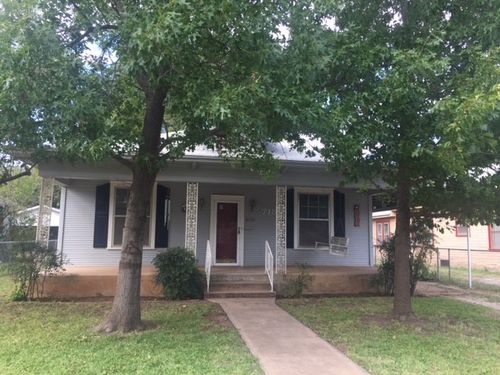 718 Vine St, Abilene, TX, 79602-2323 | Card Image