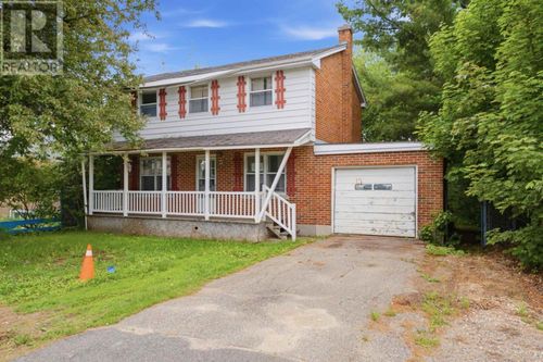 4 Macfarlane Rd, Elliot Lake, ON, P5A1L1 | Card Image