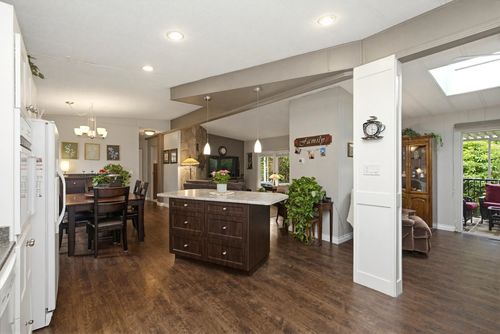 6-27111 0 Ave, Aldergrove, BC, V4W2S9 | Card Image