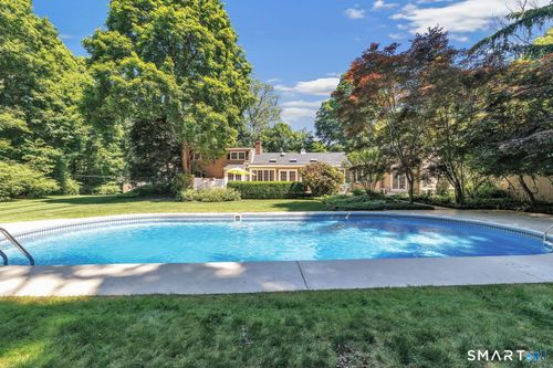 52 Mischa Hill Rd, Trumbull, CT, 06611-5041 | Card Image