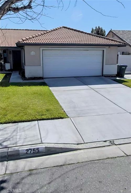 2755 Cambridge Ave, Hemet, CA, 92545-5315 | Card Image