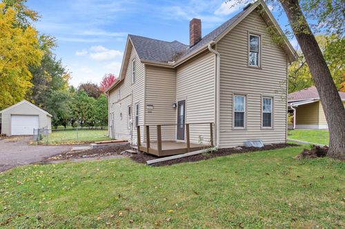 1467 County Road B E, Maplewood, MN, 55109-3538 | Card Image