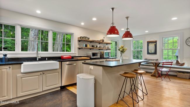 8 Yale Hill Rd, House other with 4 bedrooms, 4 bathrooms and null parking in Stockbridge MA | Image 7