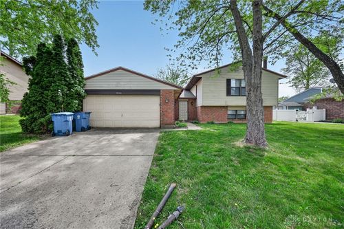 5940 Timbergate Trail, Huber Heights, OH, 45424 | Card Image