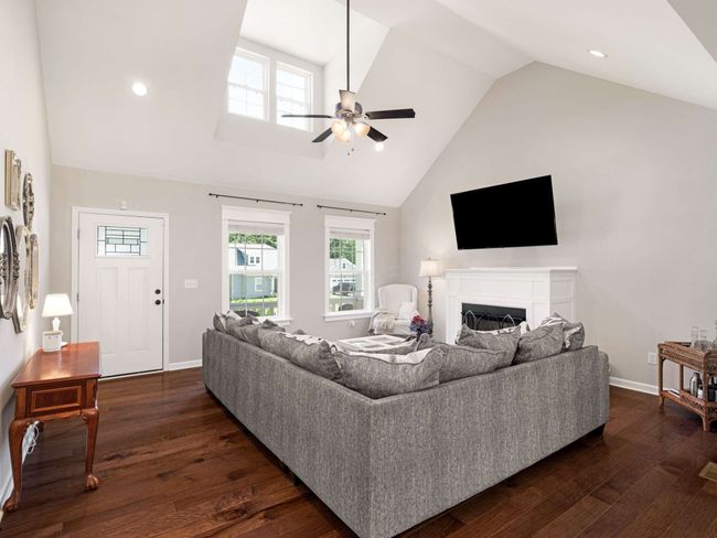310 Diane Loop, House other with 3 bedrooms, 2 bathrooms and 2 parking in White Bluff TN | Image 14