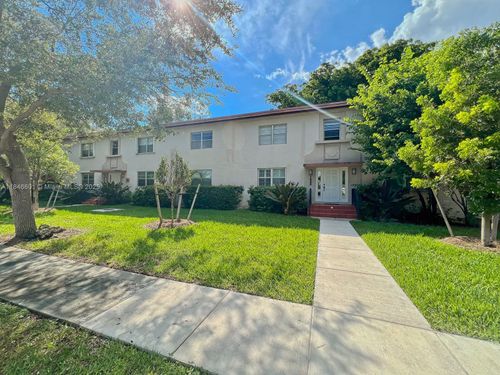 84c-7880 Sw 55th Ave, Miami, FL, 33143-5764 | Card Image