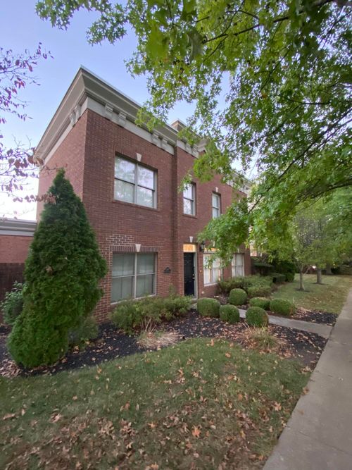 1009 Star Shoot Pkwy, Lexington, KY, 40509 | Card Image