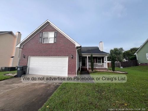 2820 Franzia Dr, Fayetteville, NC, 28306-4597 | Card Image